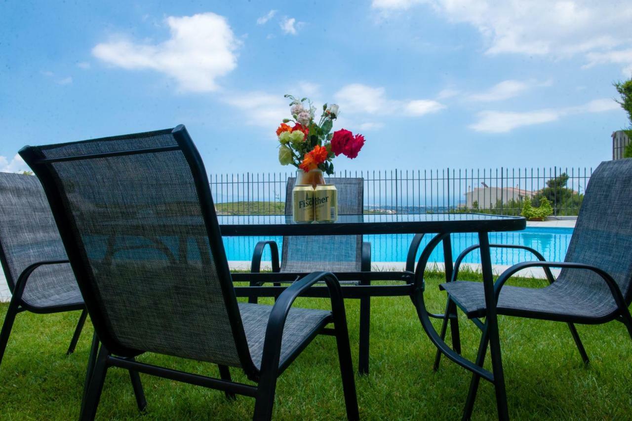 Villa Olympia Vip Dhráfi Exteriér fotografie