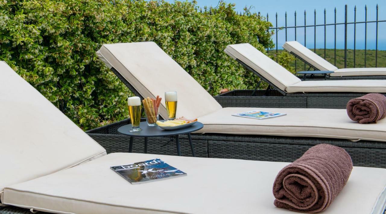 Villa Olympia Vip Dhráfi Exteriér fotografie