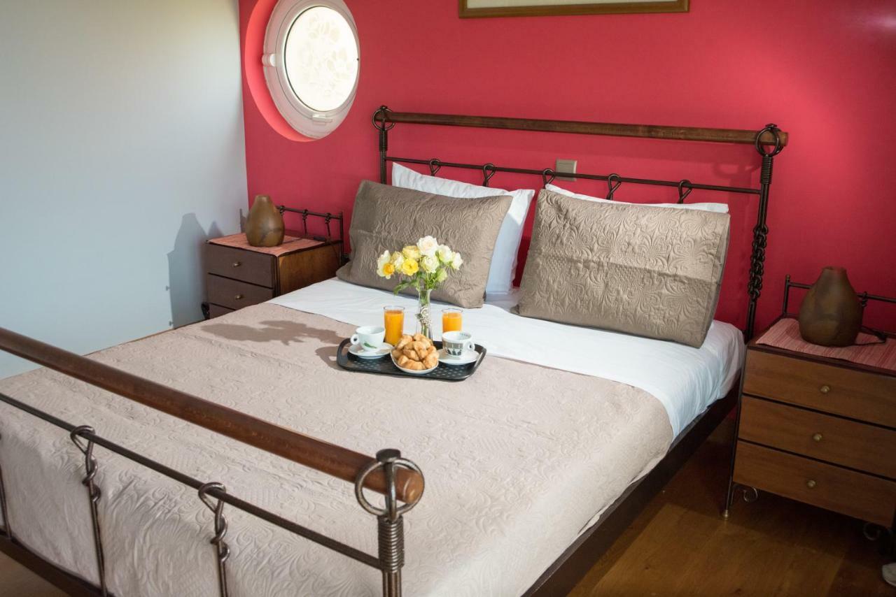 Villa Olympia Vip Dhráfi Exteriér fotografie